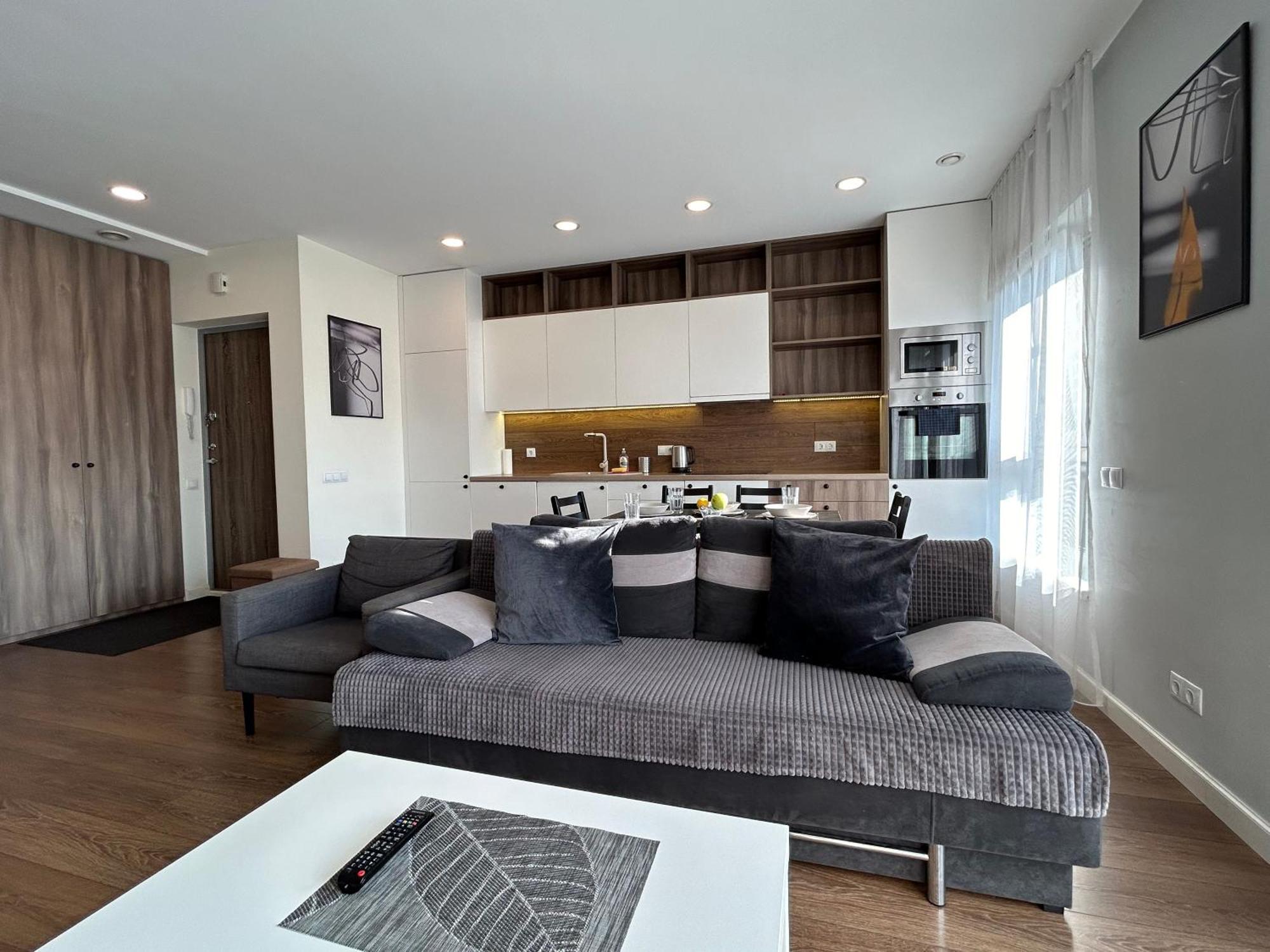 Your Home - Spacious Apartment In City Center, With Balcony & Self Check-In Vilnius Ngoại thất bức ảnh