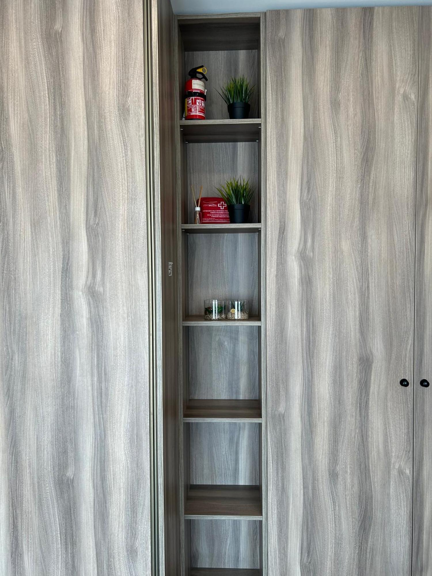 Your Home - Spacious Apartment In City Center, With Balcony & Self Check-In Vilnius Ngoại thất bức ảnh